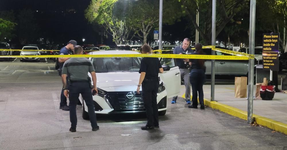 Tragic Murder-Suicide Unfolds in West Palm Beach Motel Parking Lot